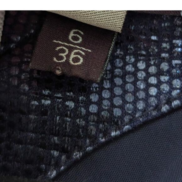 Talbot Runhof Rosin Metallic Navy Draped Gown V-Neck Cape Sleeve 6 36 Preowned - Picture 12 of 14